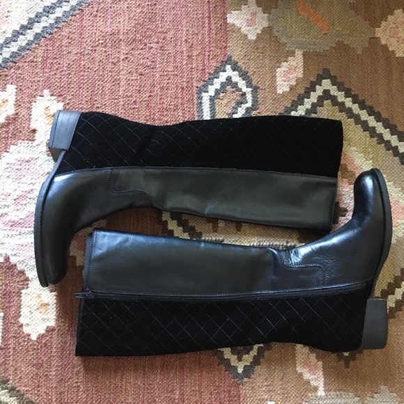 NEW Velvet leather quilted flat boots made italy - Picture 1 of 5